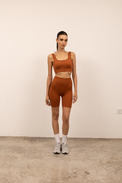 Kaia short